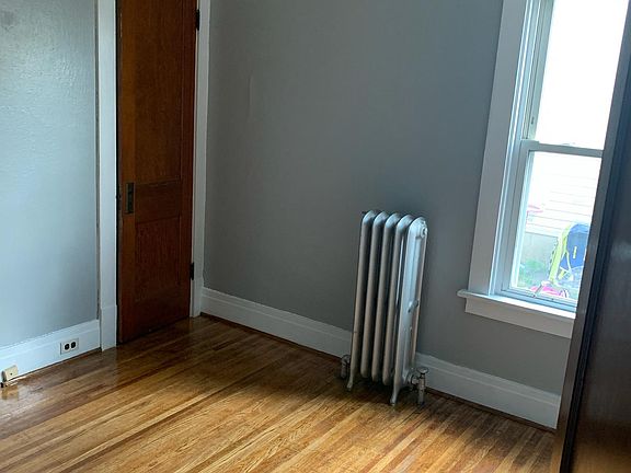 3rd image of 175 Edgar Ave #1
