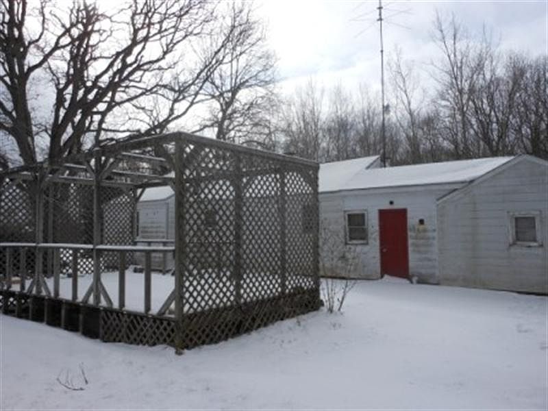 2nd image of 1401 W 68th St