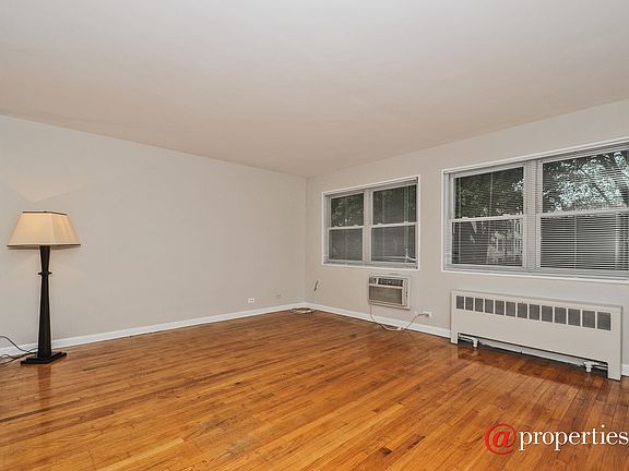 Living Room / Dining Room