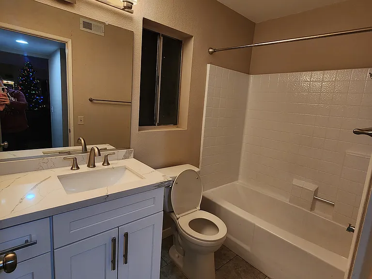 2863 Bragg St — Photo 9