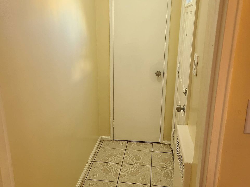 1st image of 1219 E 98th St Floor 1