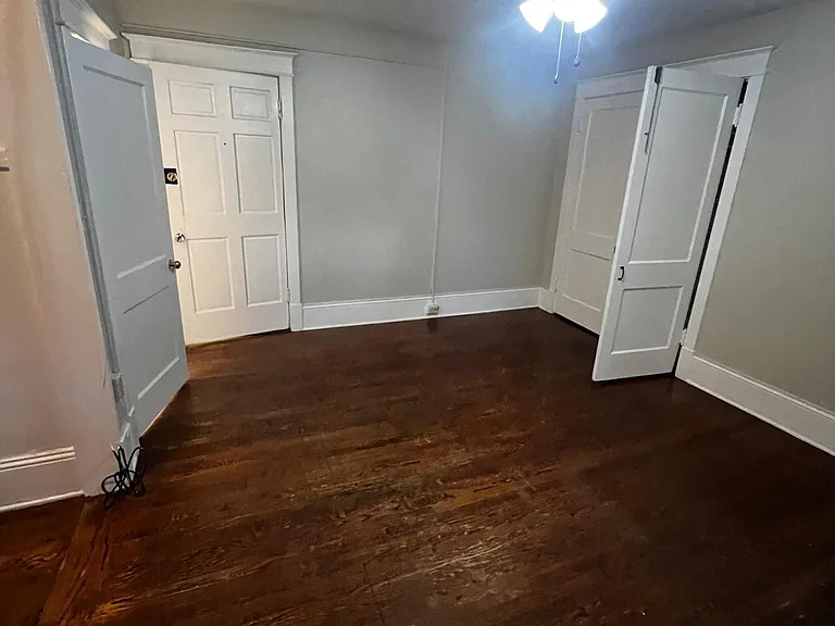 378 Elm Ave SW #9 — Photo 5