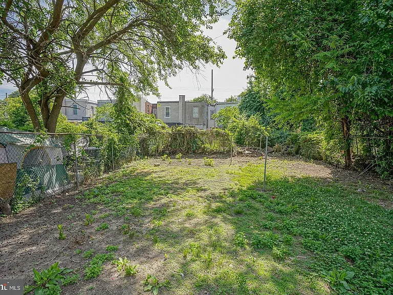 1830 Filmore St — Photo 30
