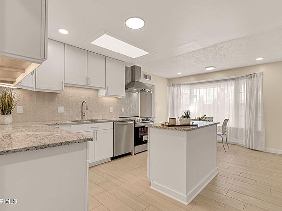 3rd image of 3411 Sands Ave