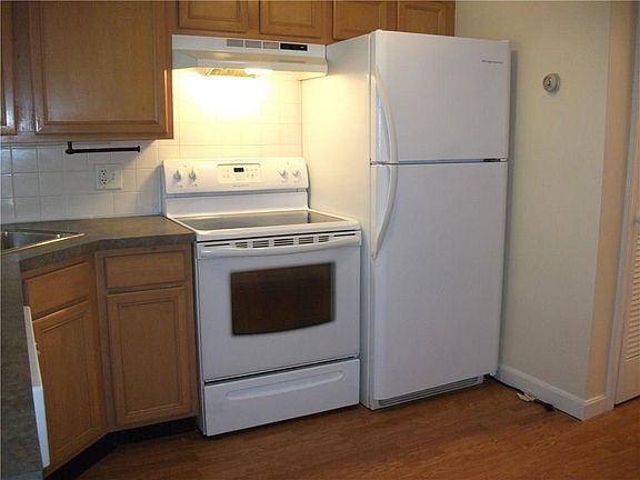 5th image of 31 Devereux St APT 207