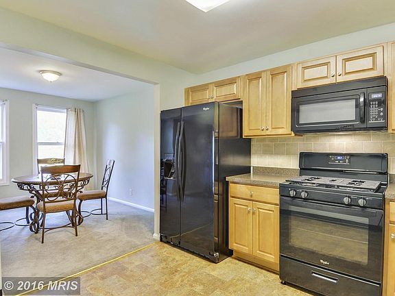 5th image of 850 Quince Orchard Blvd #10