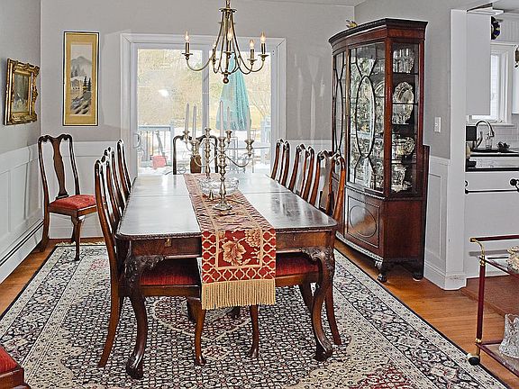 Formal Dining 
