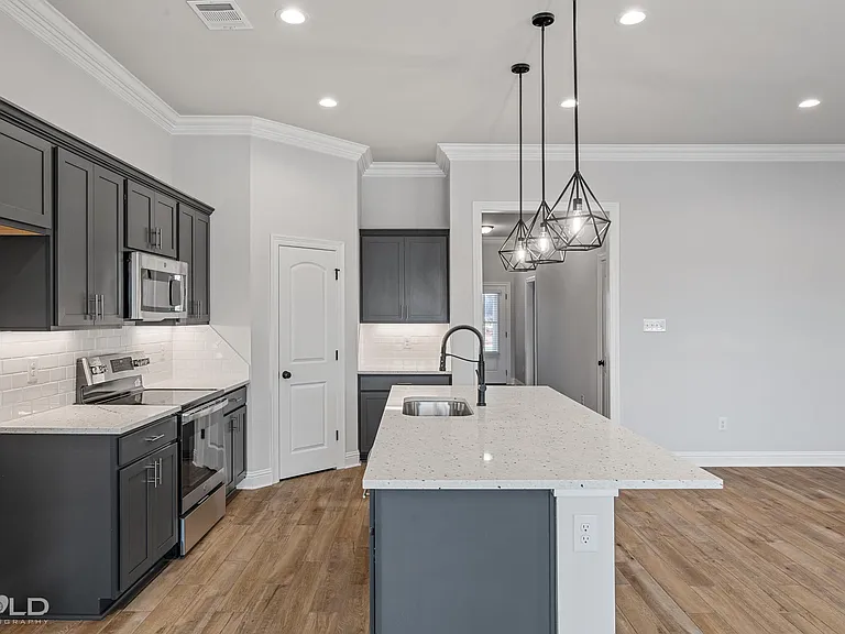 414 Blanchard Loop — Photo 23