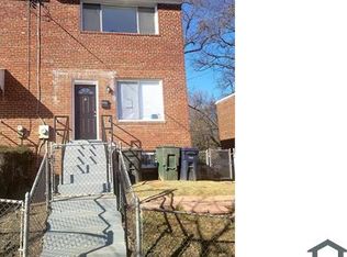 4034 D St SE, Washington, DC 20019