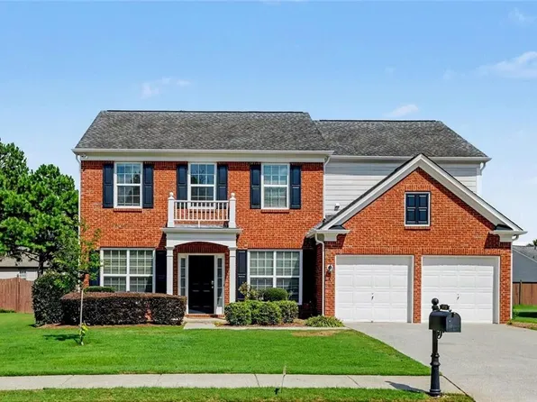 8330 Grenadier Trl, Suwanee, GA 30024