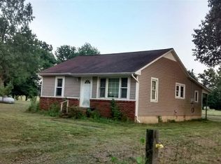 1046 Magness Rd, Benton, KY 42025