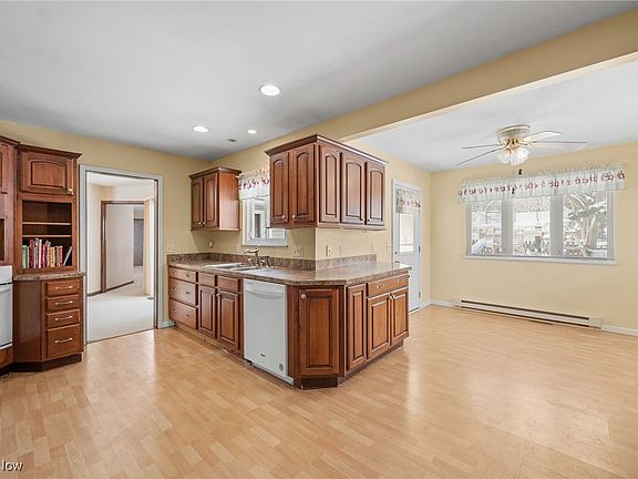 2nd image of 7466 Carole Dr