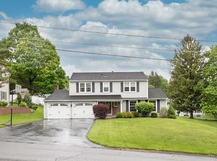 106 Hillside Way, Camillus, NY 13031