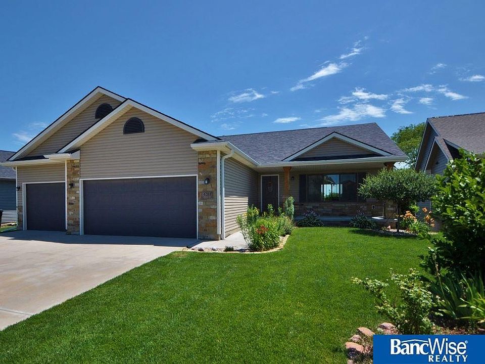 1st image of 6211 Chatsworth Ln