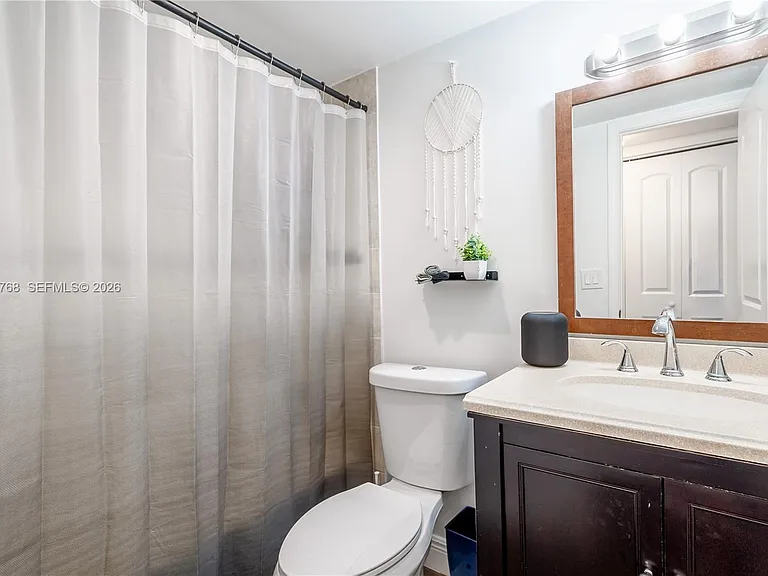 9340 Lagoon Pl #304 — Photo 11