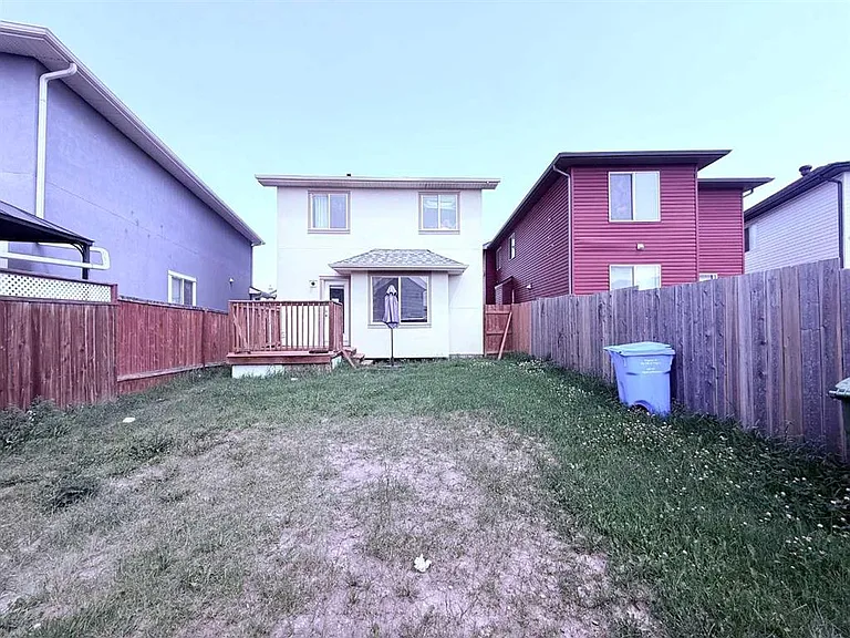952 Taradale Dr NE — Photo 31