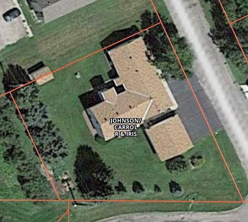 1st image of 702 3rd St