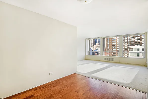 Rented by Compass | media 25