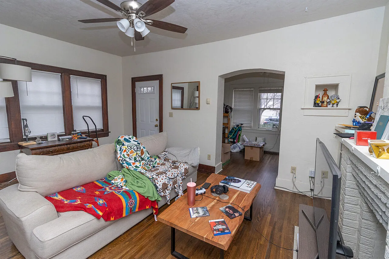 1 bed, 765 sqft, $925 — Photo 2