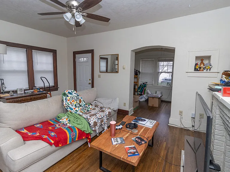1619 W Murdock St #1619 — Photo 2
