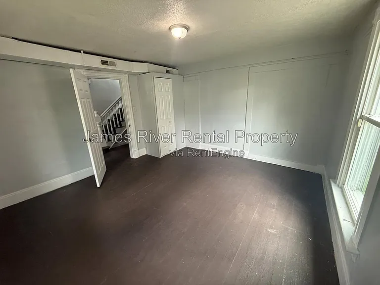 211 Wadsworth St — Photo 13