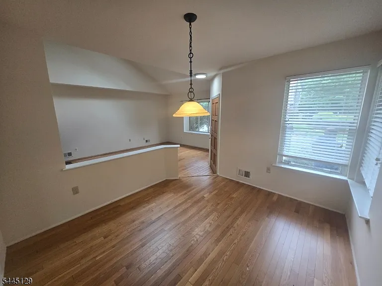 6 Driftwood Dr — Photo 7