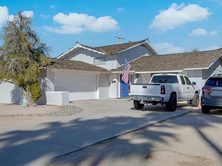 618 E Wesleyan Dr — Photo 3