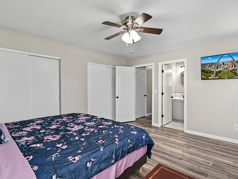 5185 Edgemere Dr — Photo 10