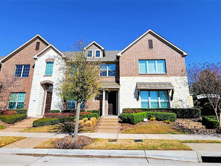 3803 Cascade Sky Dr — Photo 1