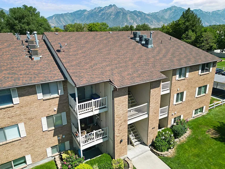 Mallard Crossing Apartments — Photo 19