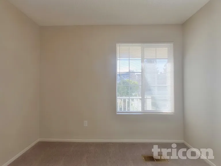 8475 Sopwith Blvd — Photo 12