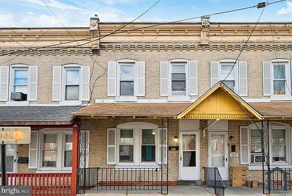1st image of 1016 Potter St