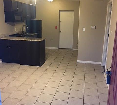 5th image of 510 N Silver St APT 1
