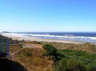 2778 Colony Cir, Bandon, OR 97411