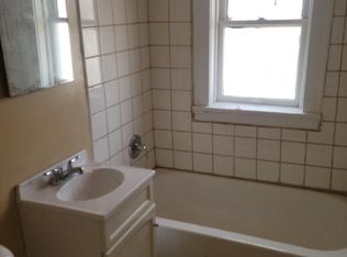 1625 W Keefe Ave, Milwaukee, WI 53206