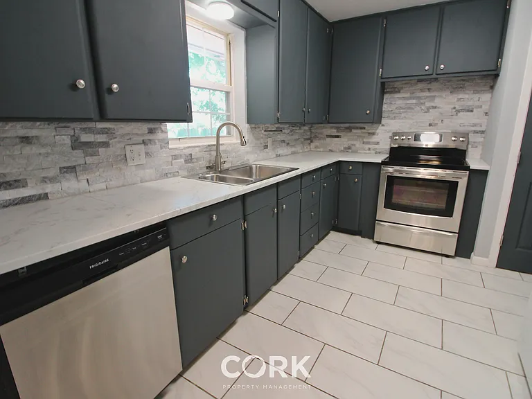 3104 NW 65th St — Photo 13