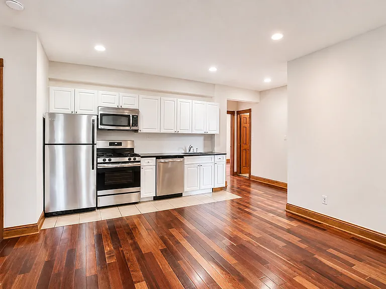 295 Convent Ave #33A — Photo 3