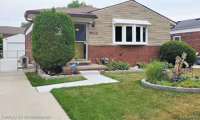 1st image of 19613 Salisbury St