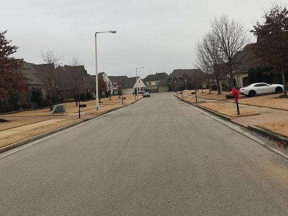 4th image of 1290 Marsh Creek Ln