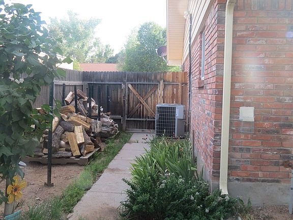 3rd image of 710 Jeffrey Pl