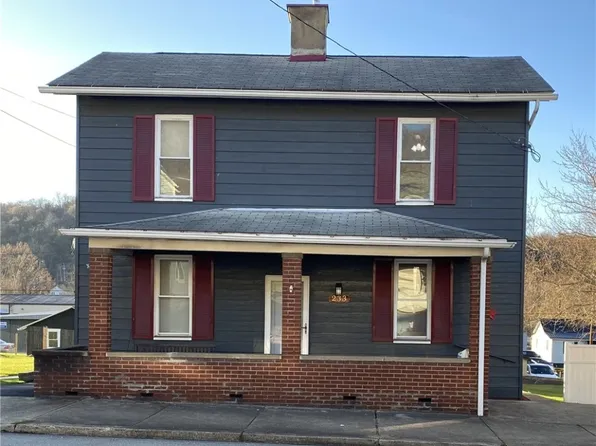 233 N Water St, West Newton, PA 15089