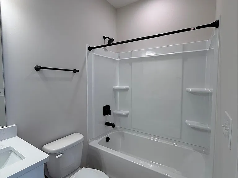 5201 Park Place Dr — Photo 6