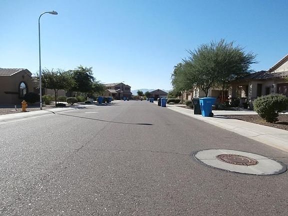 5th image of 3713 S 71st Dr