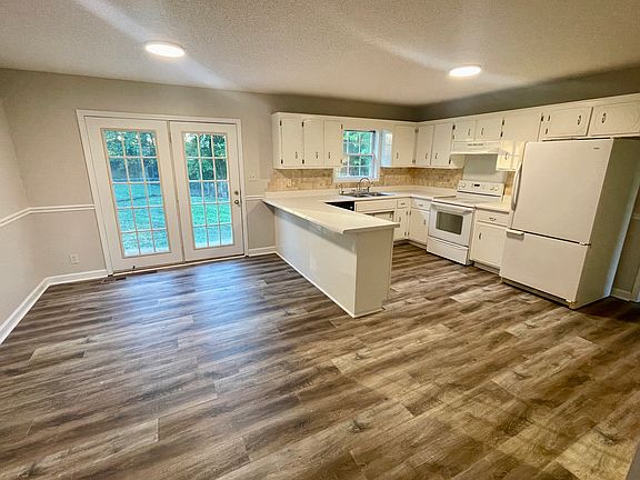 5th image of 2686 Elkmont Dr