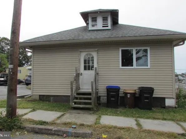 2725 Herr St, Harrisburg, PA 17103