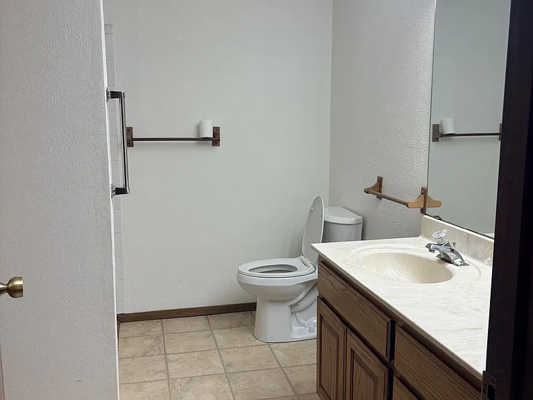 315 Partnership Rd — Photo 11
