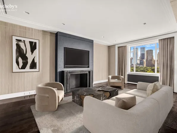 825 5th Avenue image 3 of 14