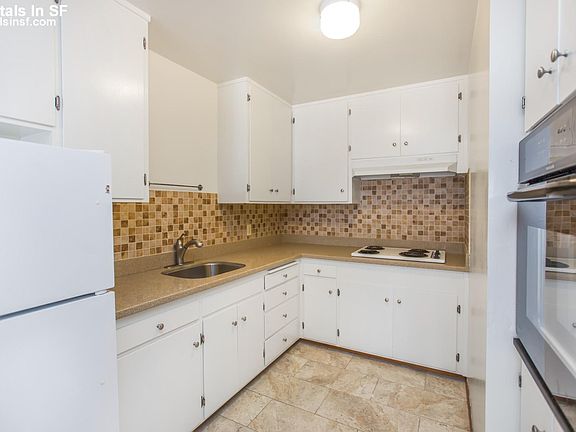 4th image of 176 18th Ave APT 2