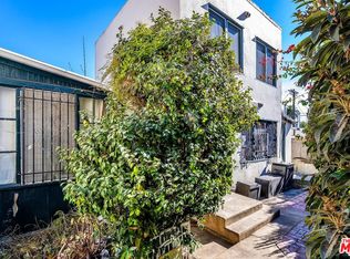 5150 Raleigh St, Los Angeles, CA 90004