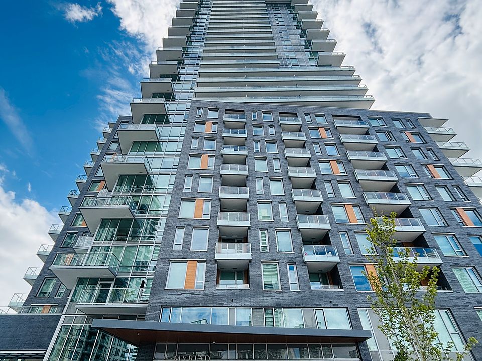 1st image of 567 Emerson St #1902